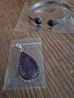 Niieuwe set armband en hanger, Ophalen of Verzenden, Paars, Overige materialen