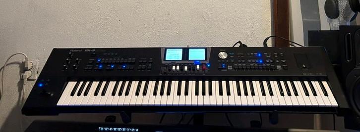 Roland BK 9 Professionals backing vocal, vlagship van Roland, Muziek en Instrumenten, Keyboards, Zo goed als nieuw, 61 toetsen