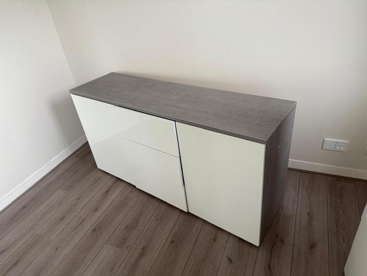 Wit Dressoir met Antraciet Blad, Huis en Inrichting, Kasten | Dressoirs, Gebruikt, 100 tot 150 cm, 25 tot 50 cm, Met lade(s), Kunststof