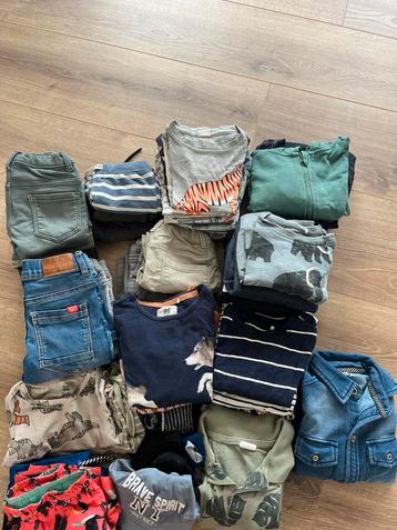 Groot kledingpakket maar 86/92 jongens beschikbaar voor biedingen
