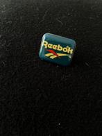 Reebok pin sport merk, Verzenden, Zo goed als nieuw, Sport, Speldje of Pin