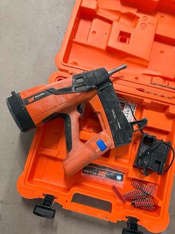 Spit Pulsa 800P Gasnagelapparaat beschikbaar voor biedingen