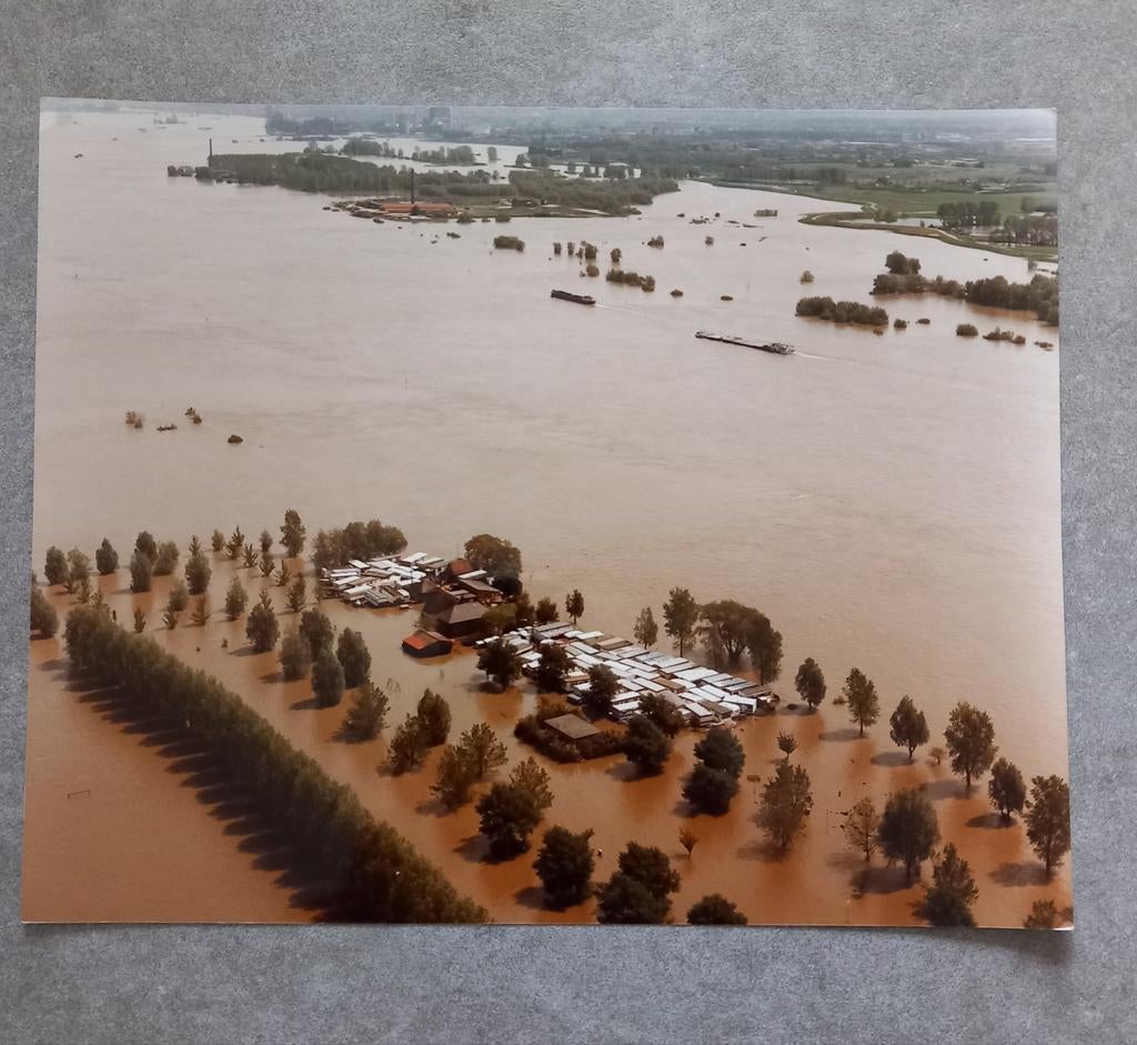 Camping de grote altena, Ophalen, 1960 tot 1980, Buiten Europa