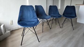 Blauwe fluwelen eetkamerstoelen beschikbaar voor biedingen