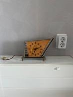 Vintage Commodoor Klok - Bijzonder Design, Ophalen of Verzenden