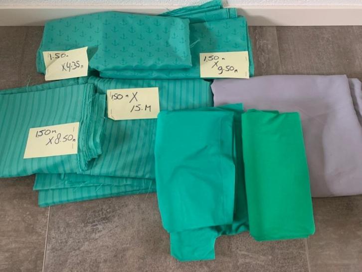 fournituren vintage knopen voeringstof en band, Hobby en Vrije tijd, Naaien en Fournituren, Zo goed als nieuw, Knoop of Knopen