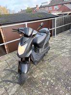 Scooter, Fietsen en Brommers, Ophalen of Verzenden, Zo goed als nieuw, Benzine, Overige modellen