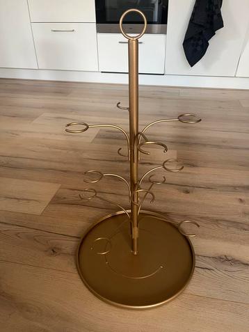 Cocktail etagere beschikbaar voor biedingen