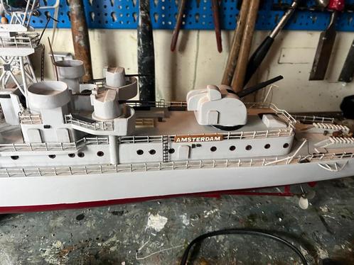 Hr.Ms Amsterdam, Hobby en Vrije tijd, Modelbouw | Boten en Schepen, Zo goed als nieuw, Overige merken, Ophalen