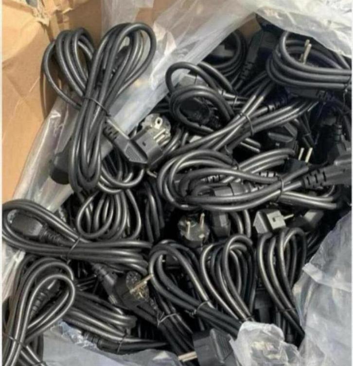 Partij voedingskabel ATX | C13 | 1.5 m - 1000+, Computers en Software, Pc- en Netwerkkabels, Zo goed als nieuw, Ophalen of Verzenden