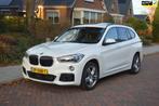 BMW X1 SDrive18i High Exe M-pakket/pano/org NL/NAP, Euro 6, Lichtsensor, Wit, Handgeschakeld