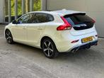 Volvo V40 1.5 T3 Polar+ Sport R Design l l Auto € 21.949,0, Auto's, Volvo, Nieuw, Origineel Nederlands, 5 stoelen, Hatchback