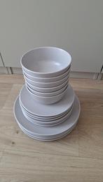 Servies (18-delig) beige, Huis en Inrichting, Keuken | Servies, Ophalen, Gebruikt, Keramiek, Effen