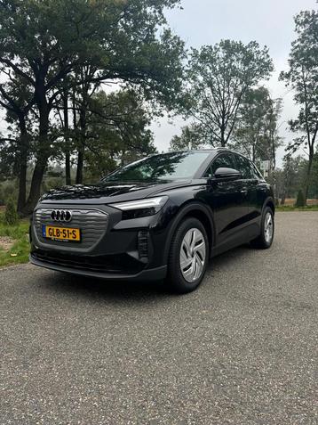 Audi Q4 e-tron 35 E-tron 52kWh 170pk 2022 Zwart beschikbaar voor biedingen