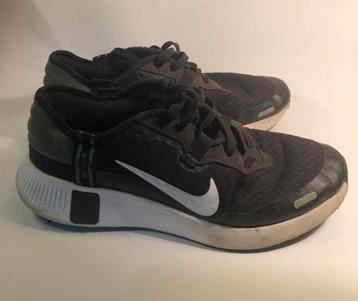 Nike sneakers, zwart wit, maat 39 beschikbaar voor biedingen