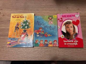 3 Kinderboeken: Ted & Tara, Vakantie!, Verliefd beschikbaar voor biedingen