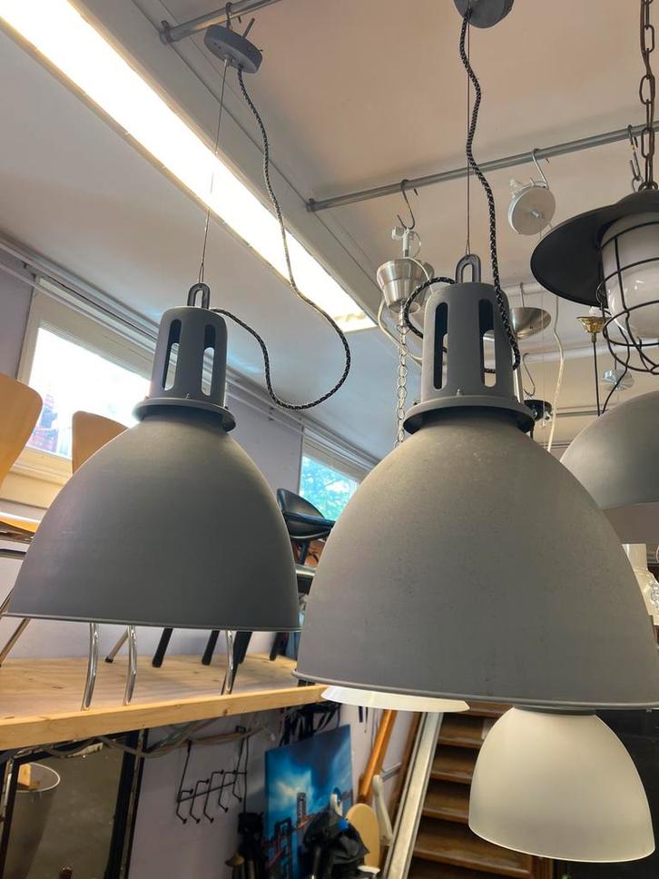 Mooie Hanglampen - Industrieel Design, Huis en Inrichting, Lampen | Hanglampen, Gebruikt, 50 tot 75 cm, Metaal, Ophalen of Verzenden