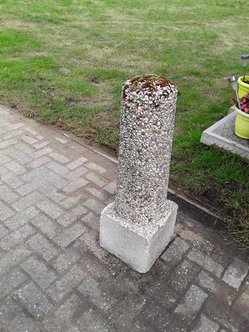 Betonpaal  amsterdammertje  sierpaal   beschikbaar voor biedingen