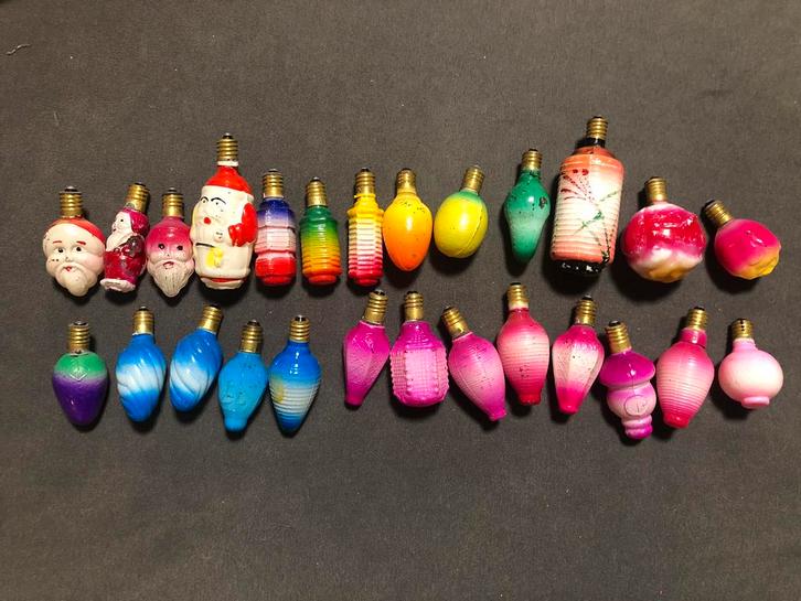 26 gekleurde kerstlampjes , figuurtjes , lampionnetjes, Diversen, Kerst, Zo goed als nieuw, Ophalen of Verzenden