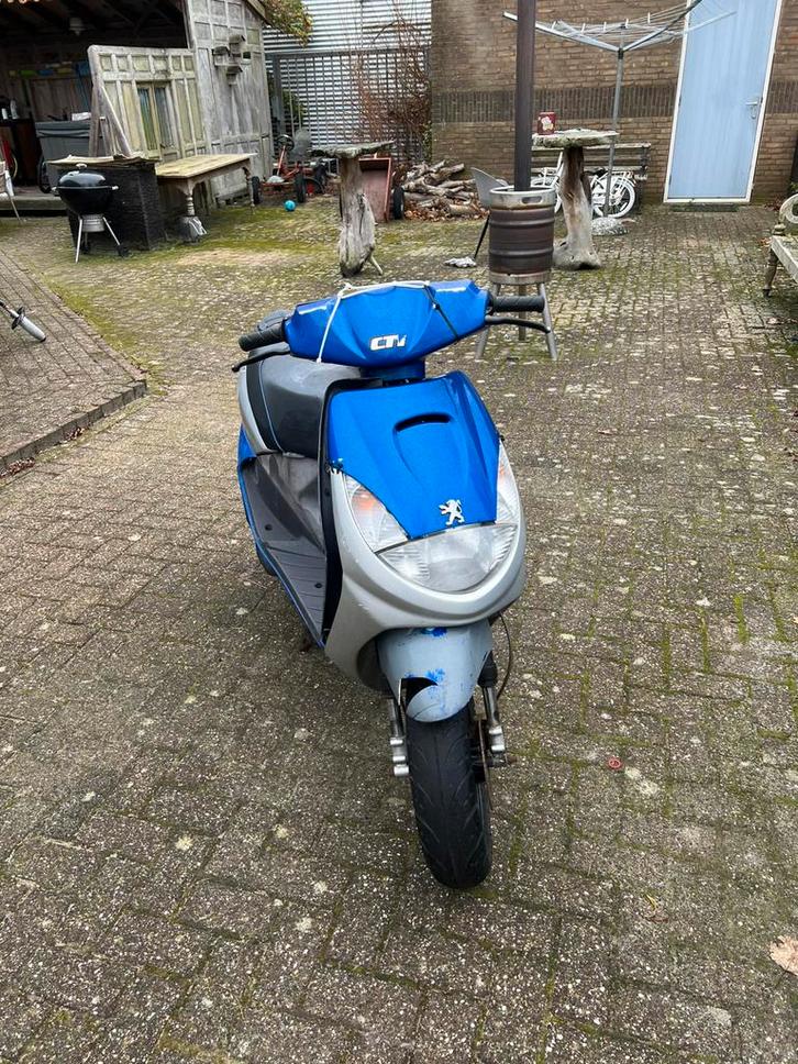 Vivacity, Fietsen en Brommers, Scooters | Peugeot, Gebruikt, Vivacity, Maximaal 45 km/u, Tweetakt, Ophalen