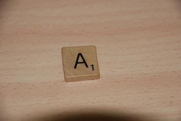 Letter       houten       A.                  beschikbaar voor biedingen