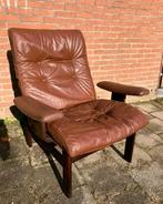 Vintage bruin leren armstoel fauteuil, Ophalen, Gebruikt, 50 tot 75 cm, Leer