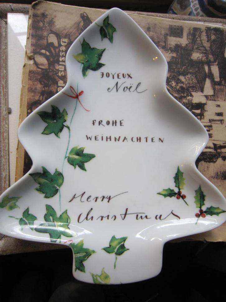 porcelein Bonbonschaaltje in drie talen vrolijk Kerstfeest, Antiek en Kunst, Antiek | Porselein, Ophalen of Verzenden