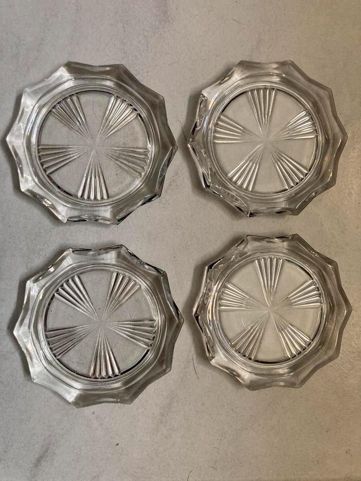 4x GLAZEN ONDERZETTERS, Huis en Inrichting, Woonaccessoires | Onderzetters, Glas of Kopje, Ophalen of Verzenden