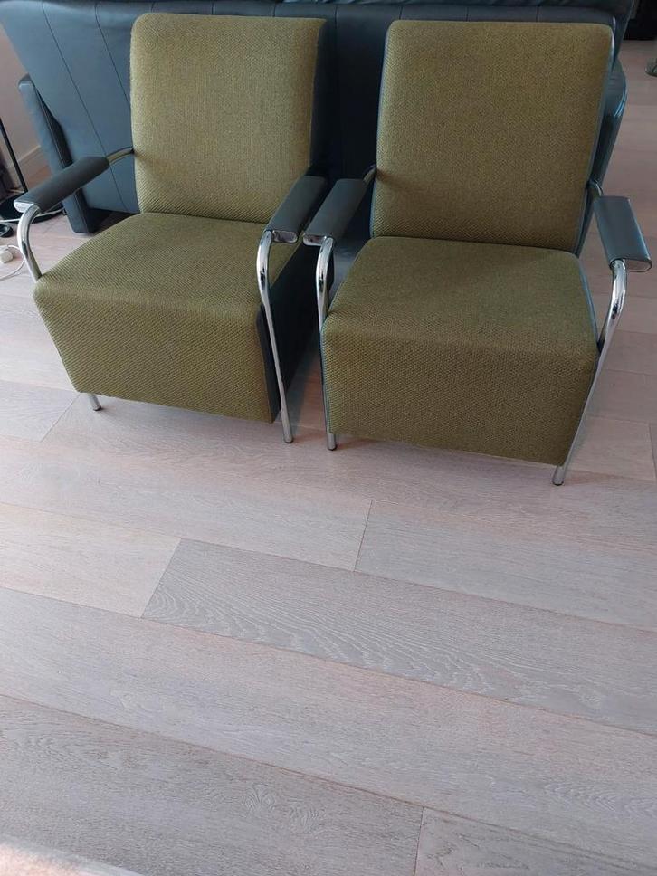 2 mooie fauteuils i.g.st donkergrijs leer/groene wafelstof, Huis en Inrichting, Fauteuils, Gebruikt, Leer, Stof, Ophalen