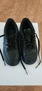 Nike Zwart Low - Kinder Schoenen 27, Jongetje of Meisje, Ophalen of Verzenden, Nike, Gebruikt