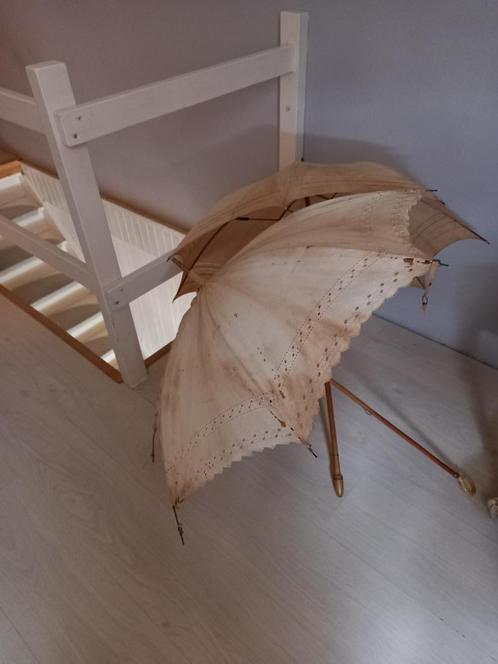 Antiek Edwardian 2 oude parasols , Jaar 1900, Antiek en Kunst, Curiosa en Brocante, Ophalen of Verzenden
