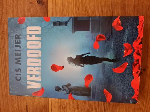 Verdoofd van Cis Meijer, Boeken, Kinderboeken | Jeugd | 13 jaar en ouder, Zo goed als nieuw, Ophalen of Verzenden