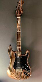 Piet Visser stratocaster Zebranocaster masterbuilt ., Muziek en Instrumenten, Ophalen, Gebruikt, Solid body, Overige merken