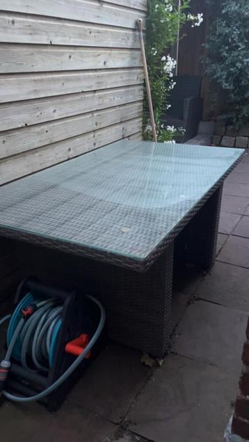 Ibiza XL lounge diningtable wicker beschikbaar voor biedingen