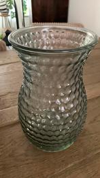 Leuke grijze vaas geribbeld glas, Huis en Inrichting, Woonaccessoires | Vazen, Nieuw, Glas, Ophalen of Verzenden