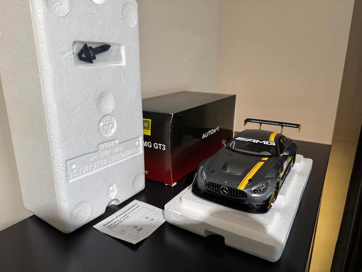 Mercedes AMG GT3 Presentation Car Autoart 1/18 81530, Hobby en Vrije tijd, Modelauto's | 1:18, Zo goed als nieuw, Auto, Autoart