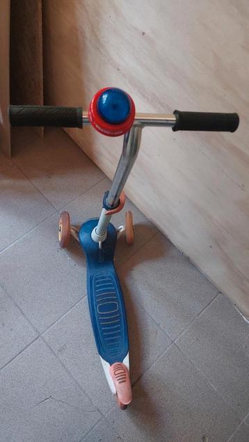 Kinderstep Oxelo met 3 wielen beschikbaar voor biedingen