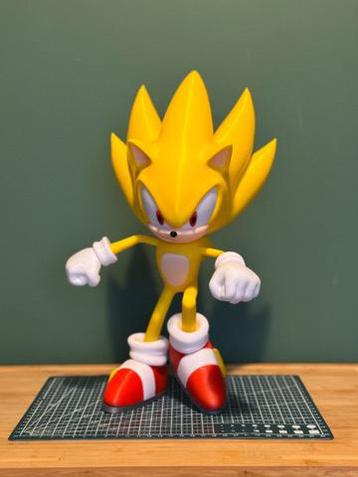 Super Sonic 3D figuur - meerdere kleuren en maten beschikbaar voor biedingen