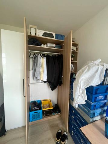 Grote Ikea kledingkast