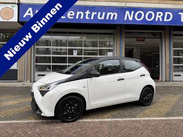 Toyota Aygo 1.0 VVT-i x-fun NAP | 1e Eigenaar | Airco | Carb beschikbaar voor biedingen