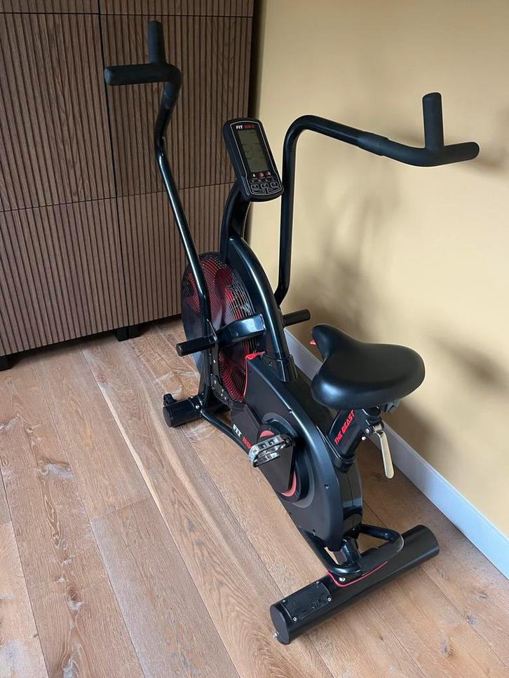 Airbike 'The Beast' - Topconditie!, Sport en Fitness, Fitnessapparatuur, Zo goed als nieuw, Airbike, Armen, Metaal, Ophalen