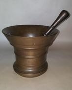 Vijzel met stamper, Nederlands, brons, 17e eeuw, h. 18 cm, Antiek en Kunst, Antiek | Koper en Brons, Verzenden, Brons