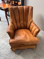 Vintage bruin leren rookstoeltje, Huis en Inrichting, Fauteuils, Ophalen, Gebruikt, Leer, Landelijk chique