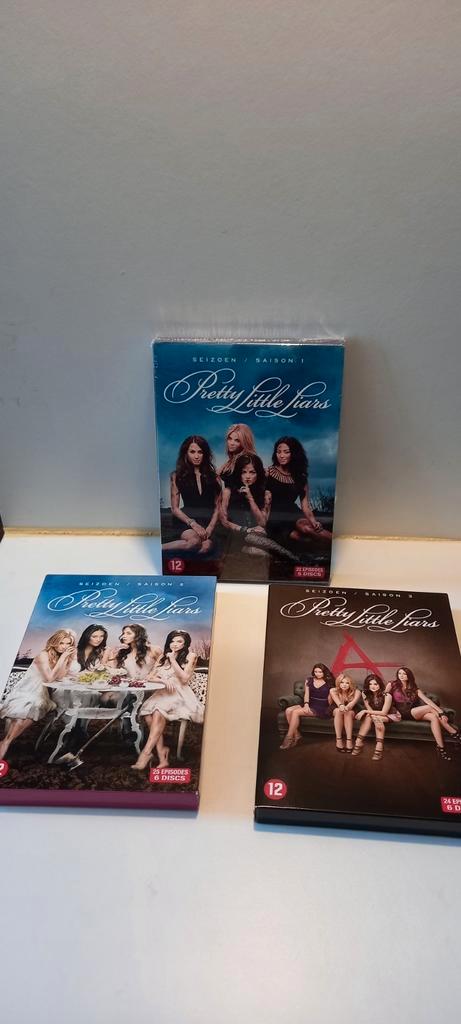 Pretty little liars seizoen 1 tot met 3., Cd's en Dvd's, Dvd's | Tv en Series, Zo goed als nieuw, Drama, Boxset, Vanaf 12 jaar