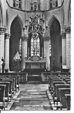Hulst Interieur St Willibrorduskerk, Verzamelen, Ansichtkaarten | Nederland, Ophalen of Verzenden, 1960 tot 1980, Ongelopen, Zeeland