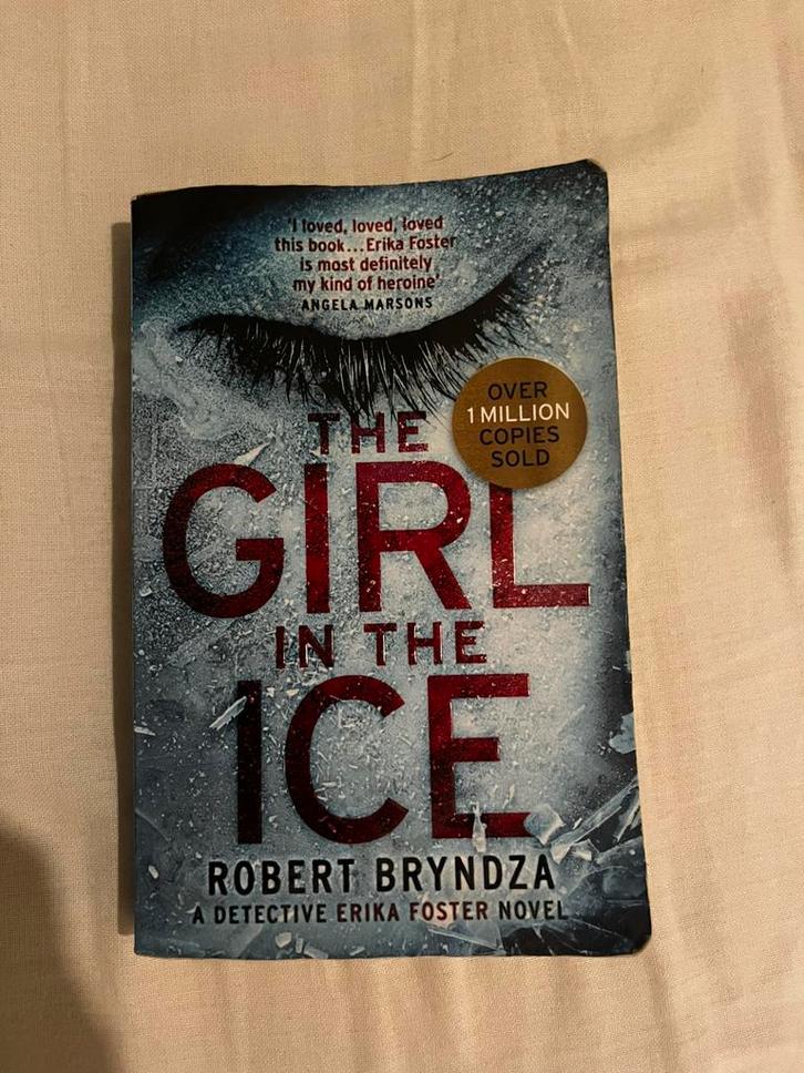 The girl in the ice, Boeken, Thrillers, Gelezen, Ophalen of Verzenden