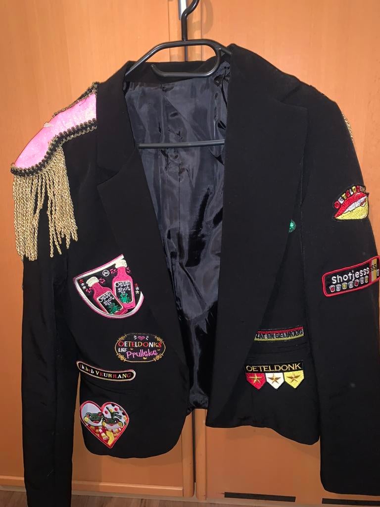 Mooi oeteldonk dames jasje mt S, Ophalen of Verzenden, Zo goed als nieuw, Maat 38/40 (M), Carnaval