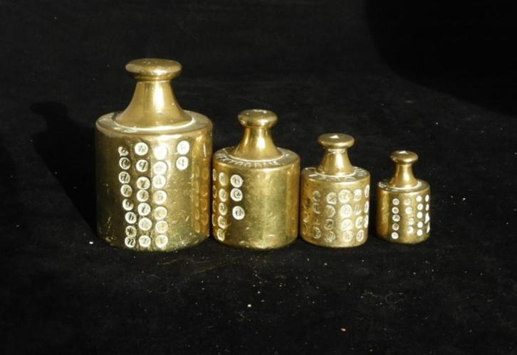 Knopgewichten 4x van Oma  b797    15 euro, Antiek en Kunst, Antiek | Koper en Brons, Ophalen of Verzenden