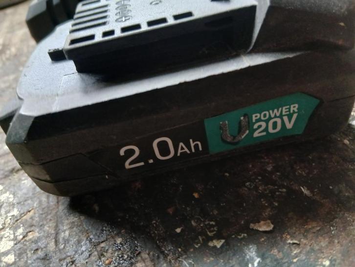 Vonroc accu stuk gratis, Doe-het-zelf en Verbouw, Gereedschap | Machine-onderdelen en Toebehoren, Zo goed als nieuw, Ophalen