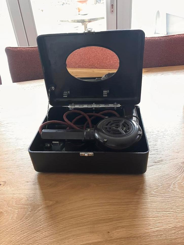 Ormond E1022 bakelieten haardroger in bijpassend kistje, Antiek en Kunst, Curiosa en Brocante, Ophalen of Verzenden